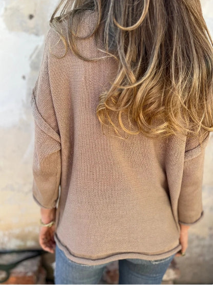 V-neck long-sleeve pocket casual knit top