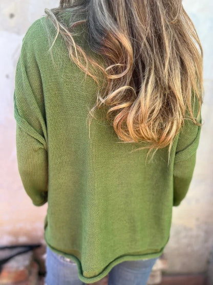 V-neck long-sleeve pocket casual knit top