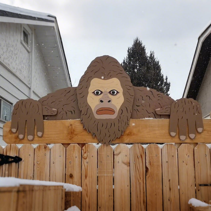 Fence Peeping Courtyard Art Decoration