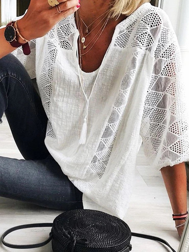 Loose-fit Lace Paneled U-neck Three-quarter Sleeve Top